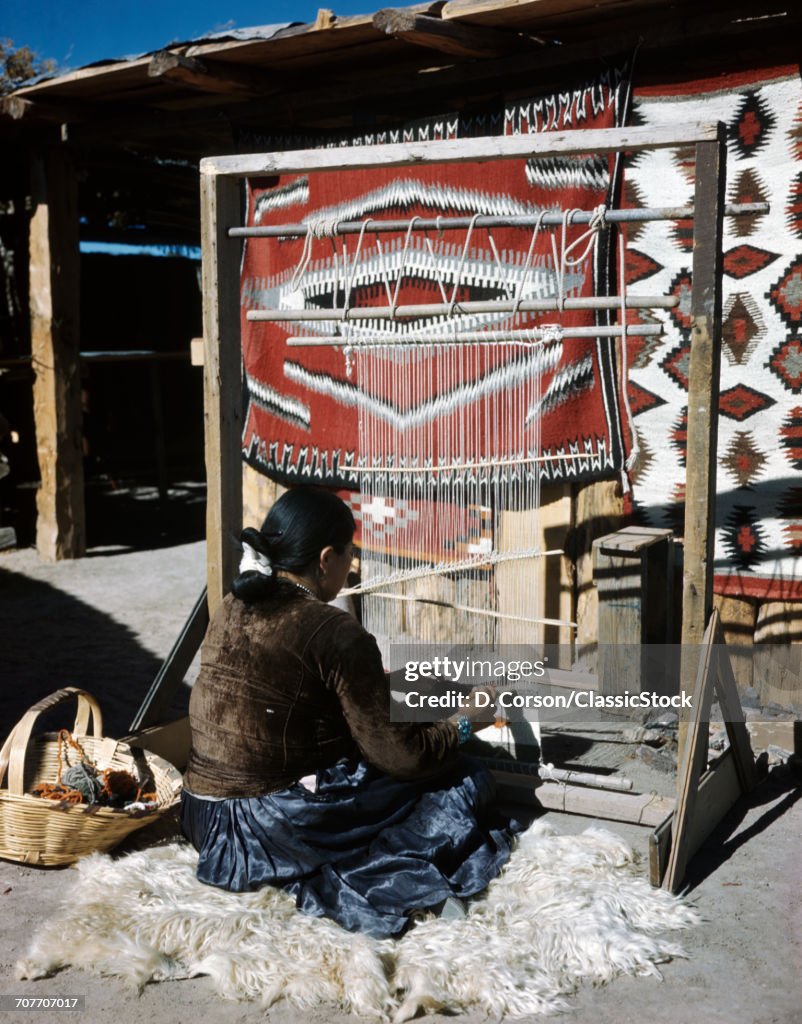 1950s NAVAJO WOMAN WEAVING...