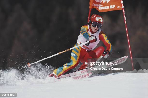 Blanca Fernandez Ochoa of Spain skiing during the International Ski Federation Women's Giant Slalom at the FIS Alpine World Ski Championship on 5...