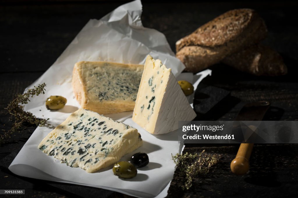 Blue cheese, olives, herbs and crusty bread
