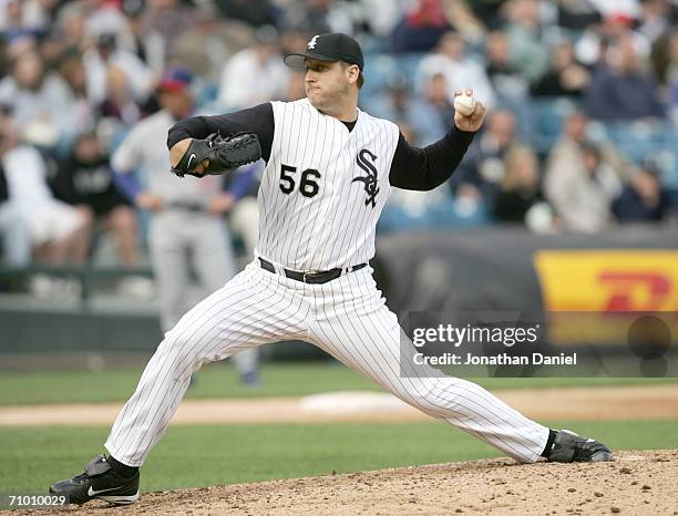 Pitcher Mark Buehrle of the Chicago White Sox delivers a pitch against the Chicago Cubs on May 19, 2006 at U.S. Cellular Field in Chicago, Illinois....