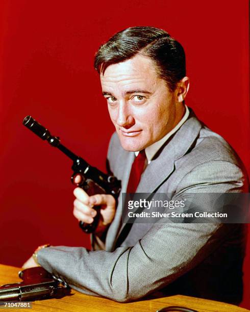 American actor Robert Vaughn as Napoleon Solo in 'The Man from U.N.C.L.E.' television series, circa 1966.