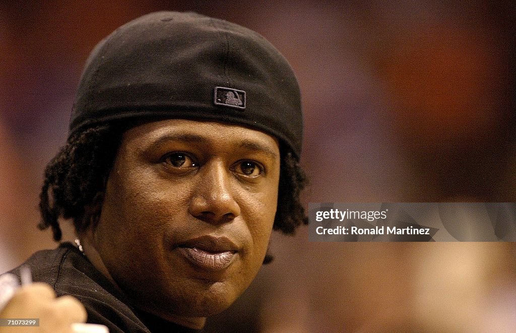 Dallas Mavericks v Phoenix Suns