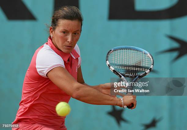 Antonella Serra Zanetti of Italy in action against Alicia Molik of Australia during day two of the French Open at Roland Garros on May 29, 2006 in...