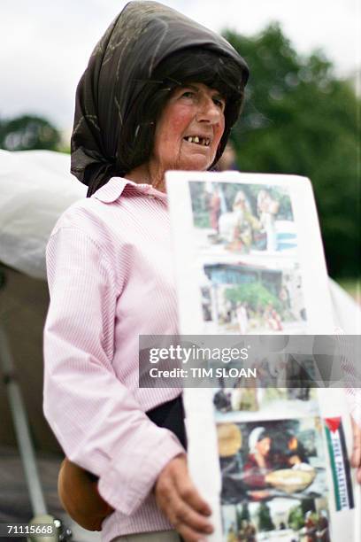 Washington, UNITED STATES: Concepcion Picciotto, who along with William Thomas has been holding a 24-hour peace vigil in Lafayette Park in front of...