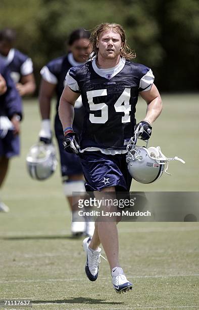 Dallas Cowboy first round draft pick Bobby Carpenter runs during the Dallas Cowboy mini-camp on June 3, 2006 in Irving, Texas.