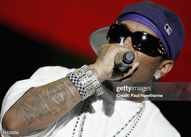 Prodigy Rapper Pfp Sad 315 Prodigy (Rapper) Stock Photos, High-Res Pictures, and Images ...