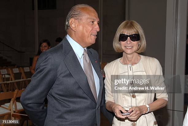 Oscar De La Renta and Anna Wintour attend the Oscar De La Renta Resort 2007 Collection Runway Show on June 5, 2006 in New York City.