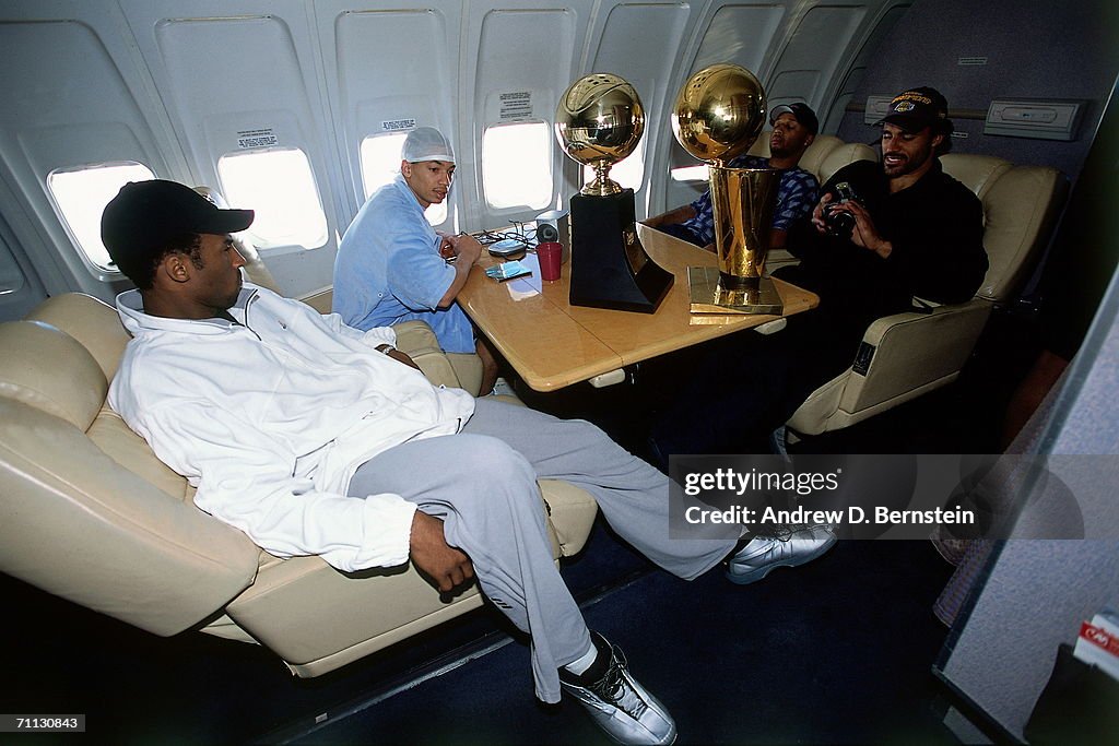 2001 NBA Finals: Los Angeles Lakers Team Flight