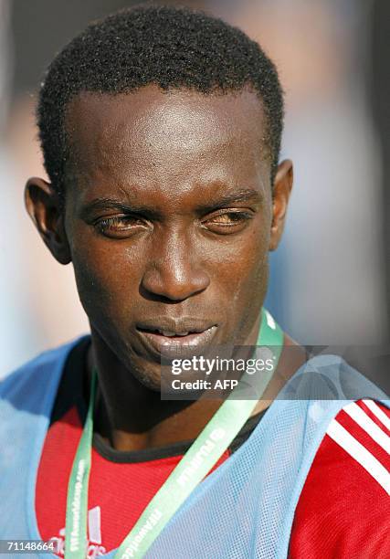 Trinidad and Tobago's forward Dwight Yorke is pictured after a training session at " In der Ahe " stadium in Bremen, northern Germany, 07 June 2006....
