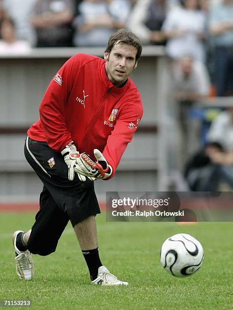 Goalkeeper Petr Cech throws a ball during the training session of Czech National Football Team at the school's stadium on June 8, 2006 in Westerburg...