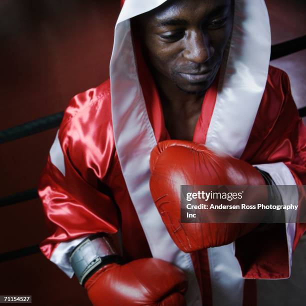 Boxing Rove Boxer Robe Photos and Premium High Res Pictures - Getty Images