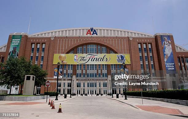 General exterior view of the American Airlines Center is seen in the morning prior to the start of Game One of the 2006 NBA Finals between the Dallas...