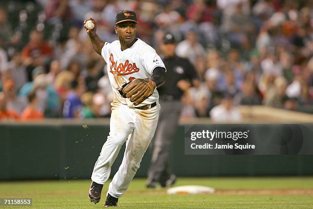 Melvin Mora of the Baltimore Orioles fields the ball during the game against the Toronto Blue Jays on June 6, 2006 at Camden Yards in Baltimore,...