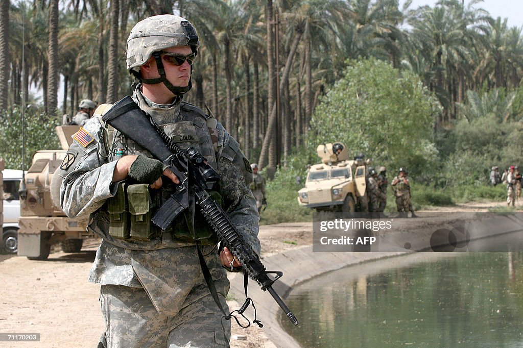 U.S. Army 4th Infantry Division soldier