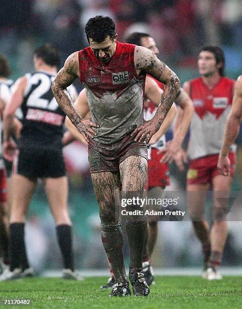 Leo Barry of the Swans looks dejected after defeat in the round 11 AFL match between the Sydney Swans and the St Kilda Saints at the Sydney Cricket...