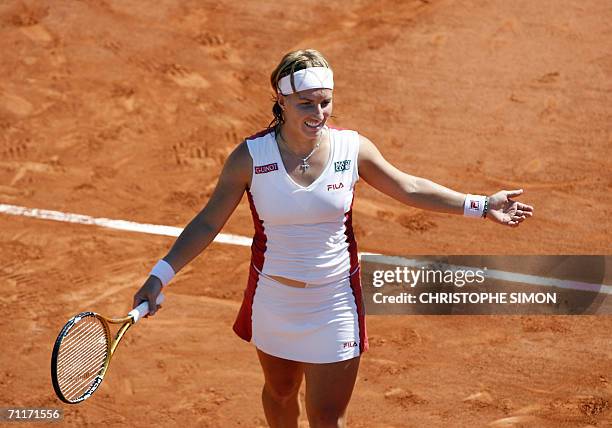 Russian Svetlana Kuznetsova reacts during her match against Belgian Justine Henin-Hardenne during the French tennis Open finals at Roland Garros in...