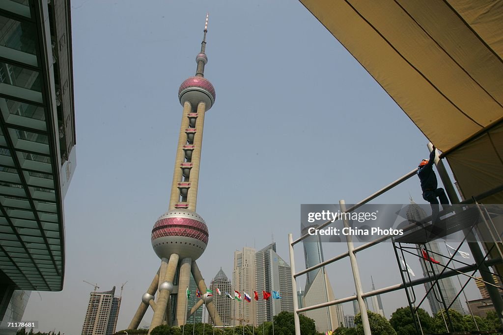 Shanghai Prepares For SCO Summit