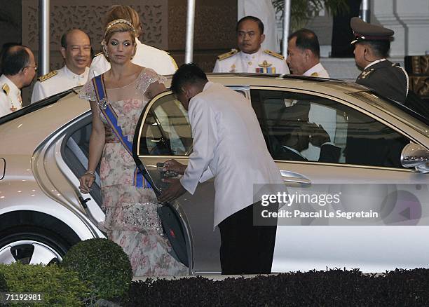 Dutch Princess Maxima arrives at the Golden Palace to attend the Royal banquet on June 13, 2006 in Bangkok. The king of Thailand is marking the 60th...