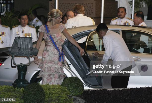 Dutch Princess Maxima arrives at the Golden Palace to attend the Royal banquet on June 13, 2006 in Bangkok. The king of Thailand is marking the 60th...