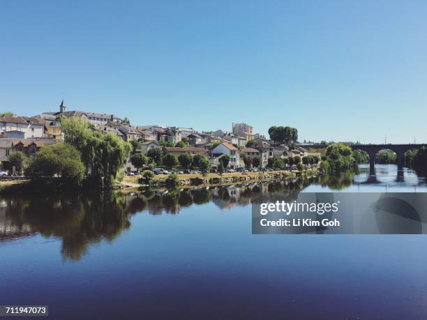 landscape reflections - limoges - fotografias e filmes do acervo