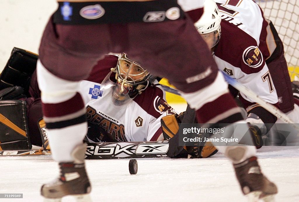 Calder Cup Finals: Milwaukee Admirals v Hershey Bears