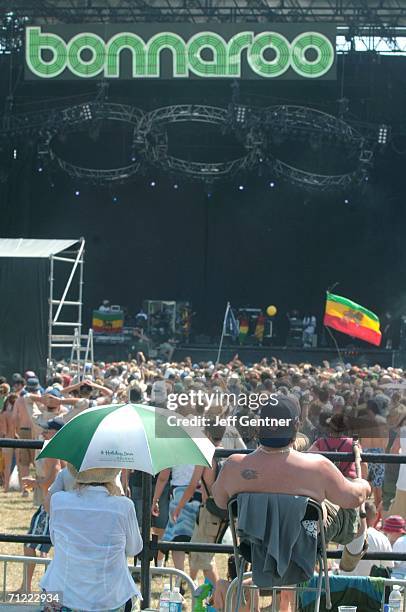 Fans watch Steel Pulse perfom during the first day of the 2006 Bonnaroo Music & Arts Festival on June 16, 2006 in Manchester, Tennessee. The...