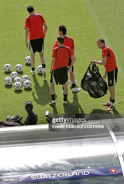 Patrick Mueller 227 Patrick Mueller Soccer Player Stock Photos, High-Res Pictures, and ...