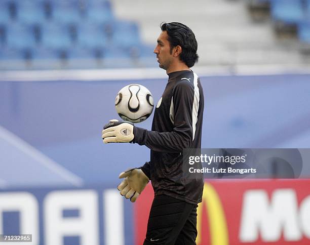 35 Mohammad Al Deayea Stock Photos, HighRes Pictures, and Images