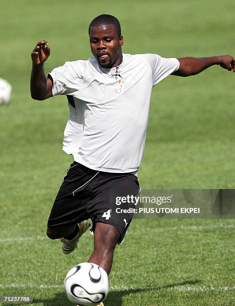 Kuffour 914 Samuel Kuffour Photos & High Res Pictures - Getty Images