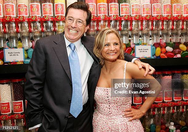Stephen Riggins Amy Strangers Bar Photos and Premium High Res Pictures - Getty Images