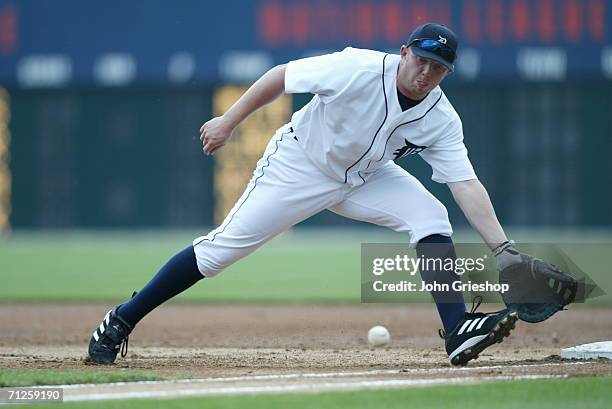 Chris Shelton of the Detroit Tigers plays defense during the game against the New York Yankees at Comerica Park in Detroit, Michigan on May 29, 2006....