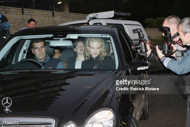 Nicole Kidman arrives back home with her children Isabella and Connor June 22, 2006 in Sydney, Australia.