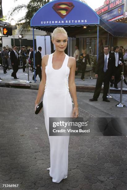 Actress Kate Bosworth attends the world premiere of the Warner Bros. Film "Superman Returns" on June 21, 2006 in Los Angeles, California.
