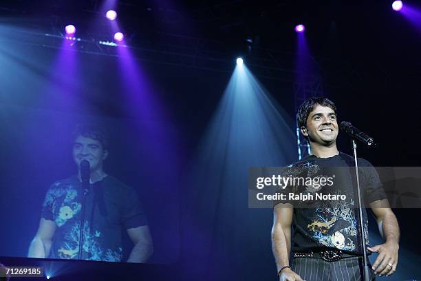 Luis Fonsi performs in Hard Rock Live at Seminole Hard Rock Hotel and Casino on June 21, 2006 in Hollywood, Florida.