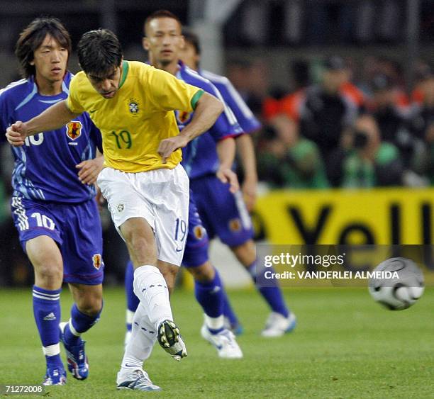 Brazilian midfielder Juninho shoots the ball during the opening round Group F World Cup football match Japan vs. Brazil, 22 June 2006 in Dortmund,...