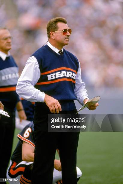 493 Mike Ditka Bears Photos and Premium High Res Pictures - Getty Images
