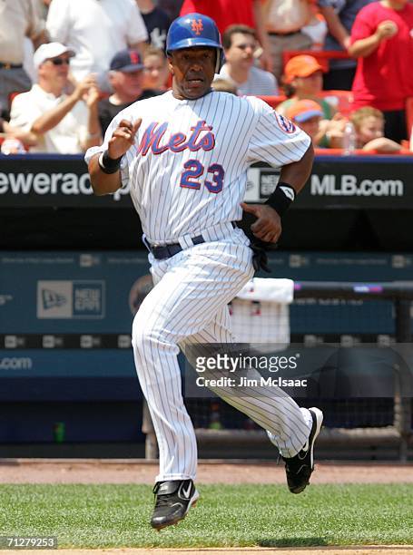 Julio Franco of the New York Mets scores a run against the Cincinnati Reds on June 22, 2006 at Shea Stadium in the Flushing neighborhood of the...