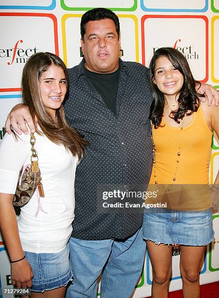 Actor Steve Schirripa and daughters Bria and Alexandra arrive at Entertainment Weekly's "Must List" party at Buddha Bar June 22, 2006 in New York...