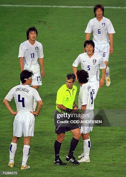 149 Soccer South Korea Choi Jin Cheul Stock Photos, HighRes Pictures