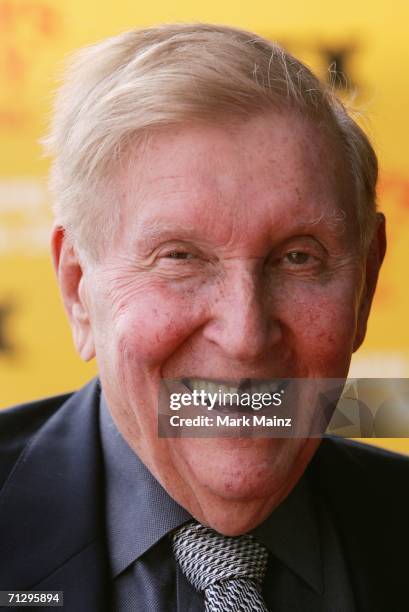Chairman and CEO of Viacom Sumner Redstone attends the premiere of FX's second season of ''It's Always Sunny In Philadelphia'' at the Harmony Gold...