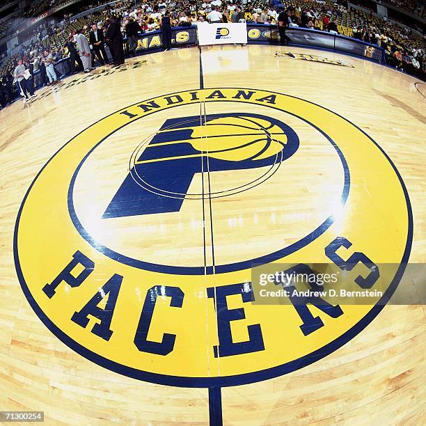 General view of center court during Game Three of the 2000 NBA Finals between the Los Angeles Lakers and the Indiana Pacers played June 11, 2000 at...