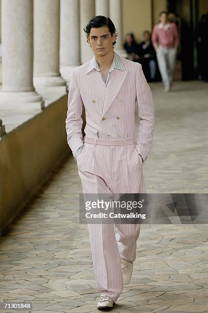 Model walks down the runway at the Alexander McQueen show as part of Milan Menswear Spring/Summer 2007 Collections on June 26, 2006 in Milan, Italy.