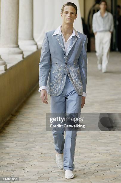 Model walks down the runway at the Alexander McQueen show as part of Milan Menswear Spring/Summer 2007 Collections on June 26, 2006 in Milan, Italy.