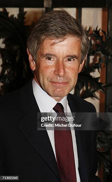 Alain Minc attends a dinner at the Museum des Arts Decoratifs hosted by Elisabeth Badinter and Maurice Levy, chairman of the Publicis group on June...