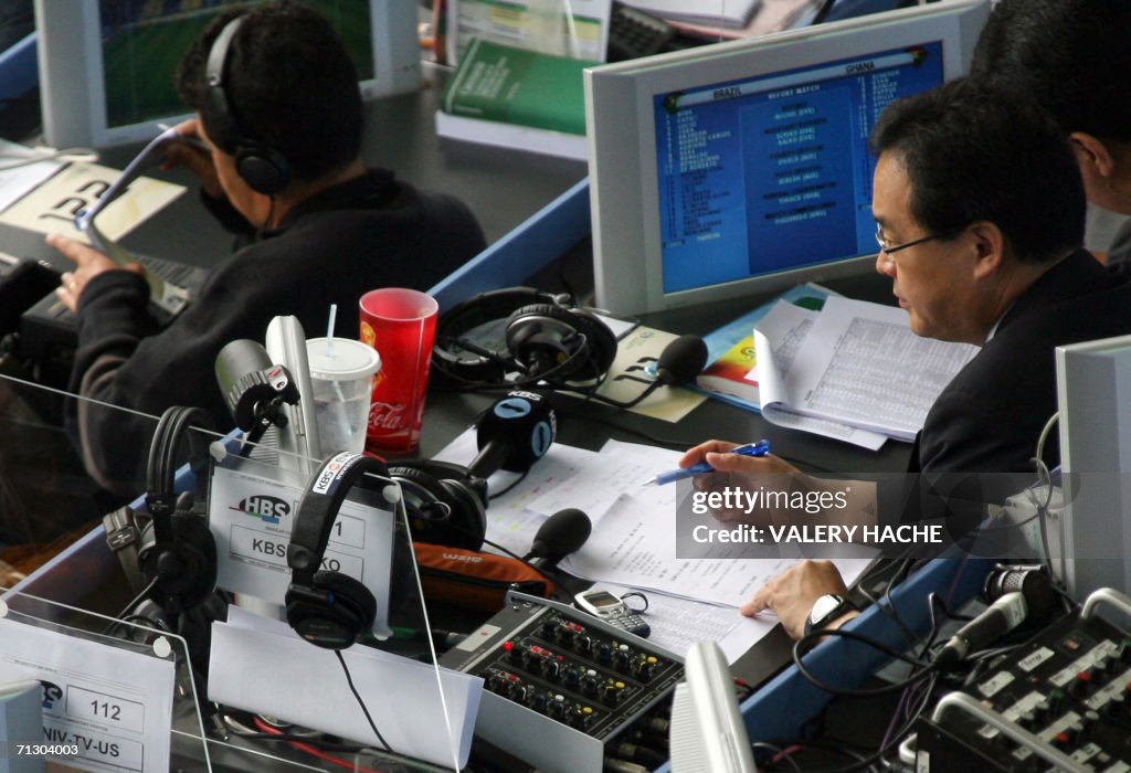 FBL-WC2006-MATCH55-BRA-GHA-MEDIA