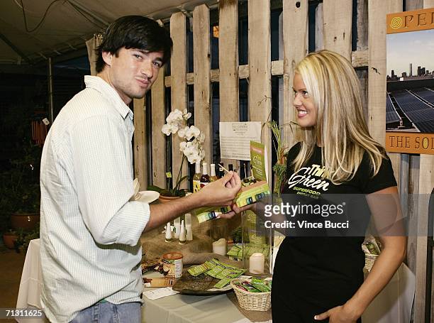 Actor Wes Brown samples a Think Green superfood bar at a cocktail reception for "The Green Experience" eco event on June 27, 2006 at Trellis in Los...