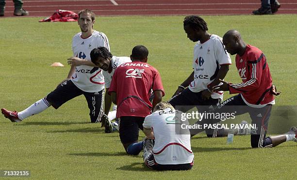 French defenders William Gallas , Pascal Chimbonda , midfielders Vikash Dhorasoo , Florent Malouda , goalkeeper Gregory Coupet and forward Franck...
