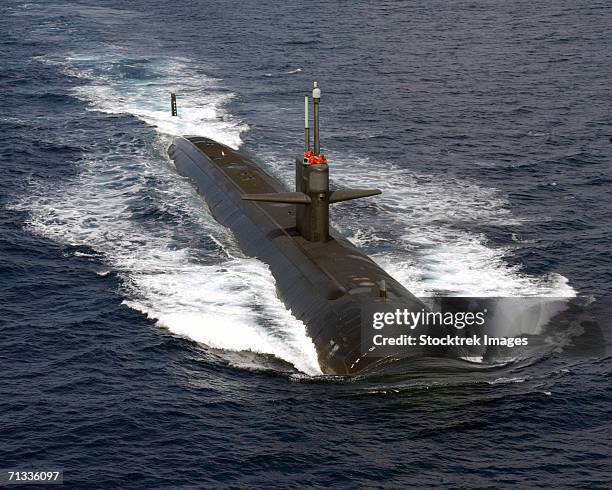 pacific ocean (mar. 14, 2005) - the los angeles-class attack submarine uss louisville (ssn 724) underway off the coast of southern california. - surfacing stock pictures, royalty-free photos & images