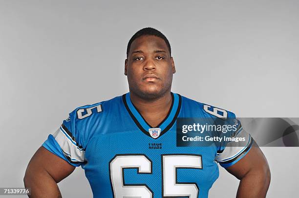 Damien Woody of the Detroit Lions poses for his 2006 NFL headshot at photo day in Detroit, Michigan.