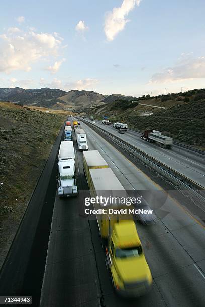 Trucks cross the San Andreas Fault at Tejon Pass between Los Angeles and northern California, Interstate 5, on June 30, 2006 near Gorman, California....